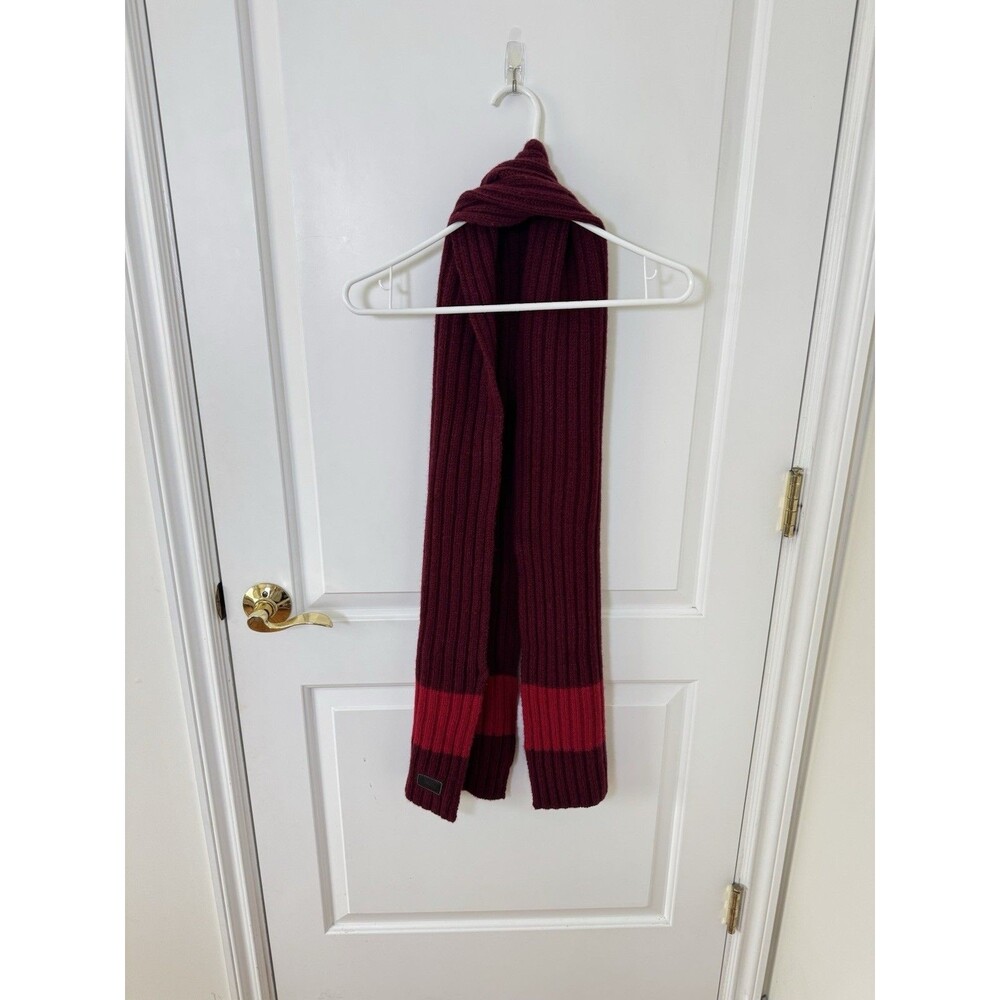 Coach 100% Wool Knitted Scarf Leather Logo